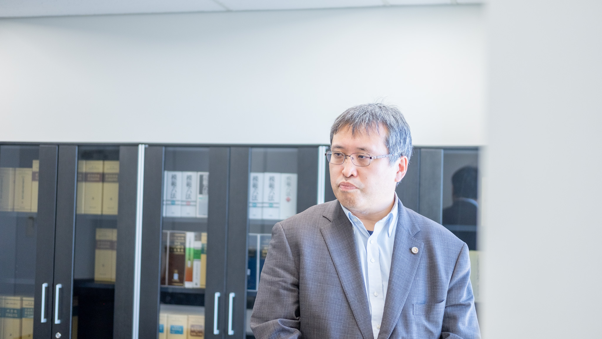 省略